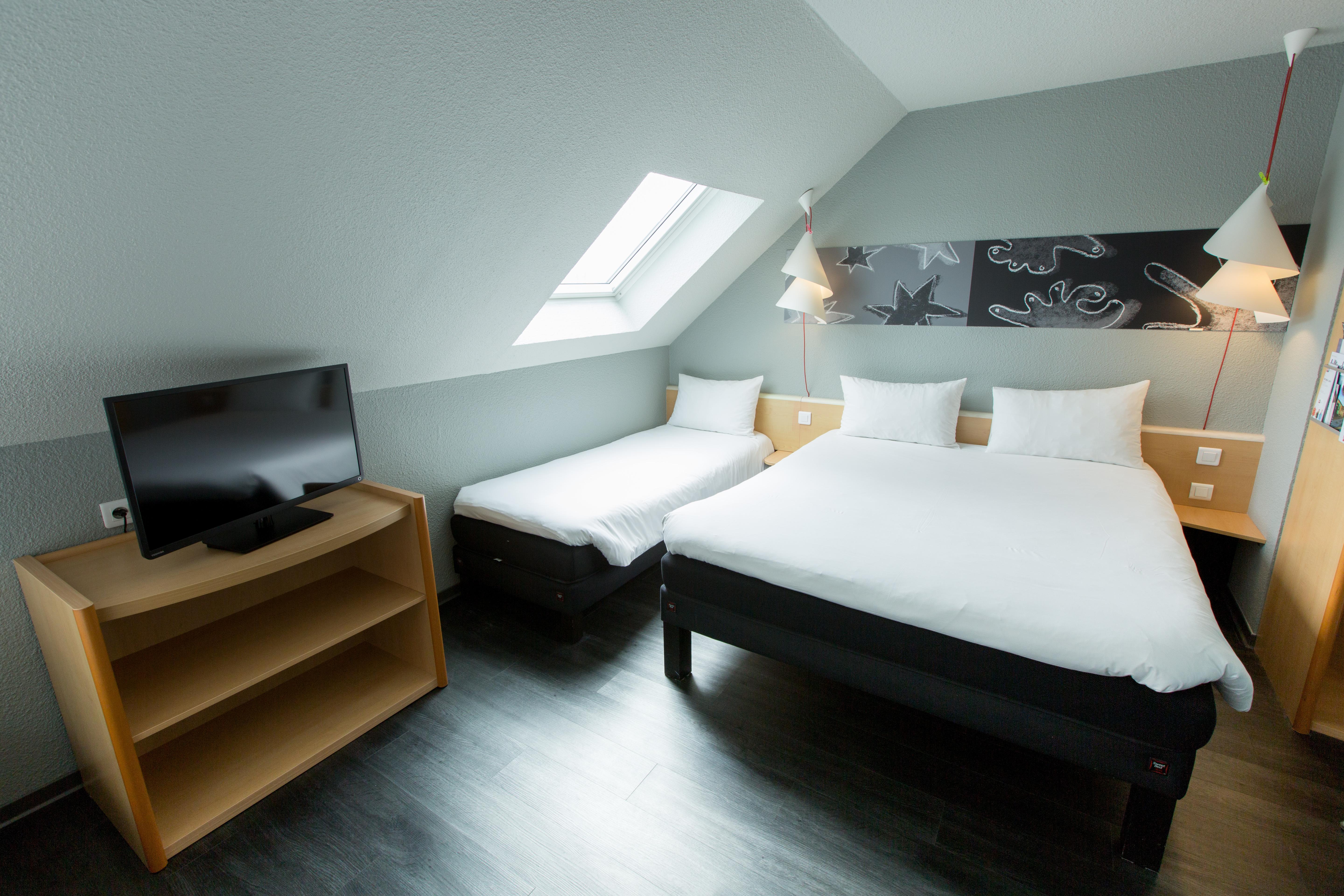 ibis Cherbourg La Glacerie Exterior foto