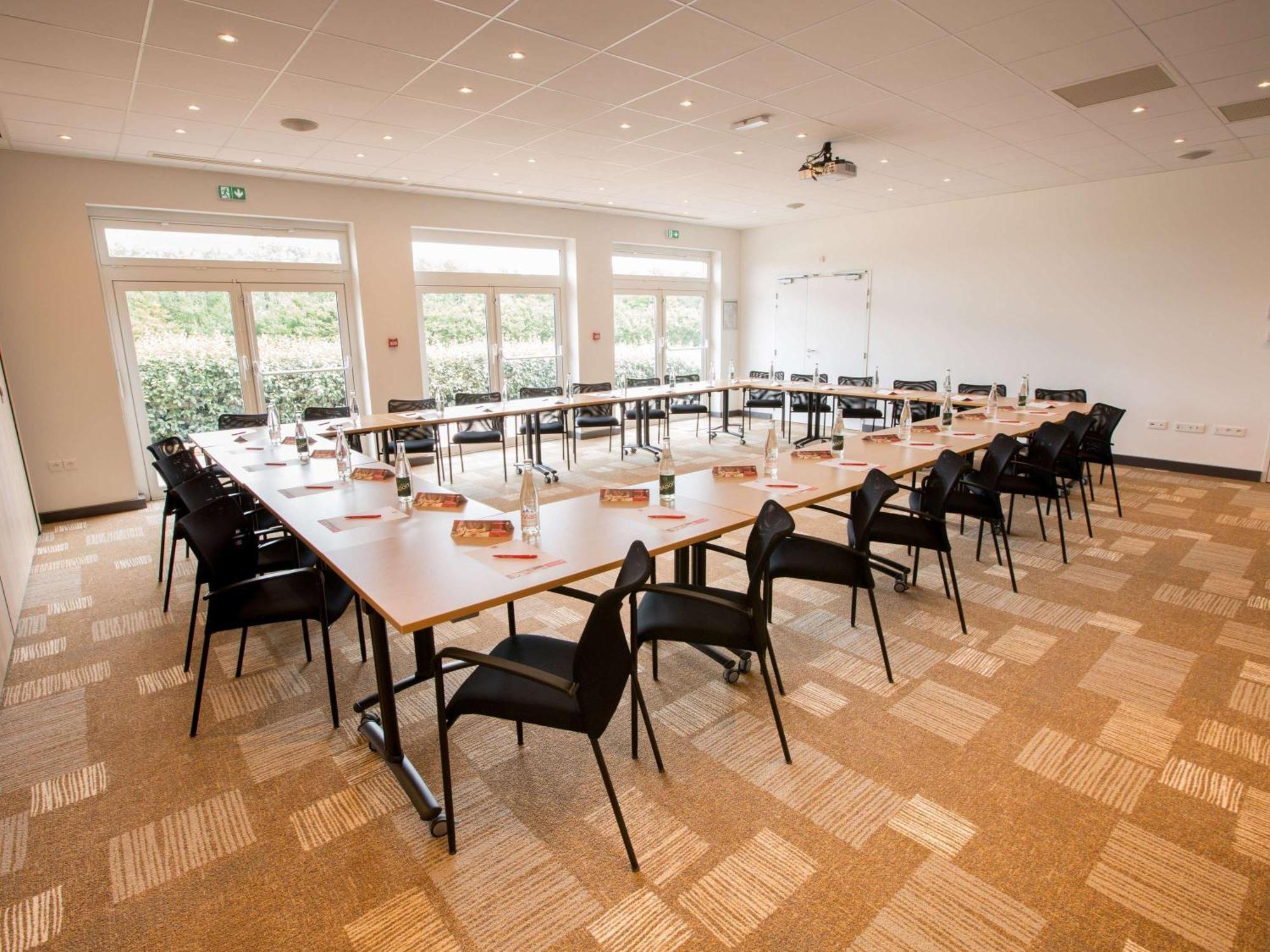 ibis Cherbourg La Glacerie Exterior foto