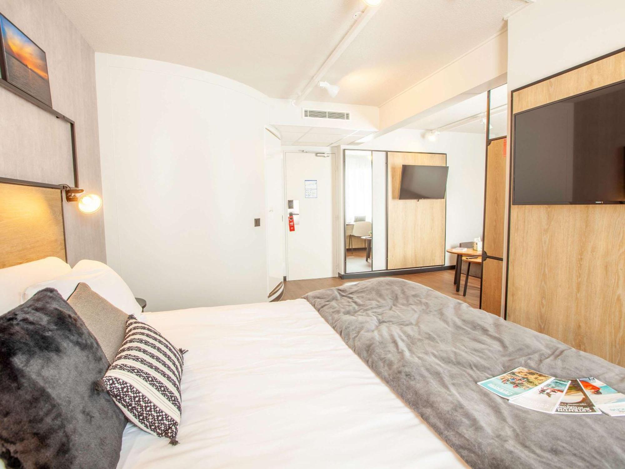 ibis Cherbourg La Glacerie Exterior foto