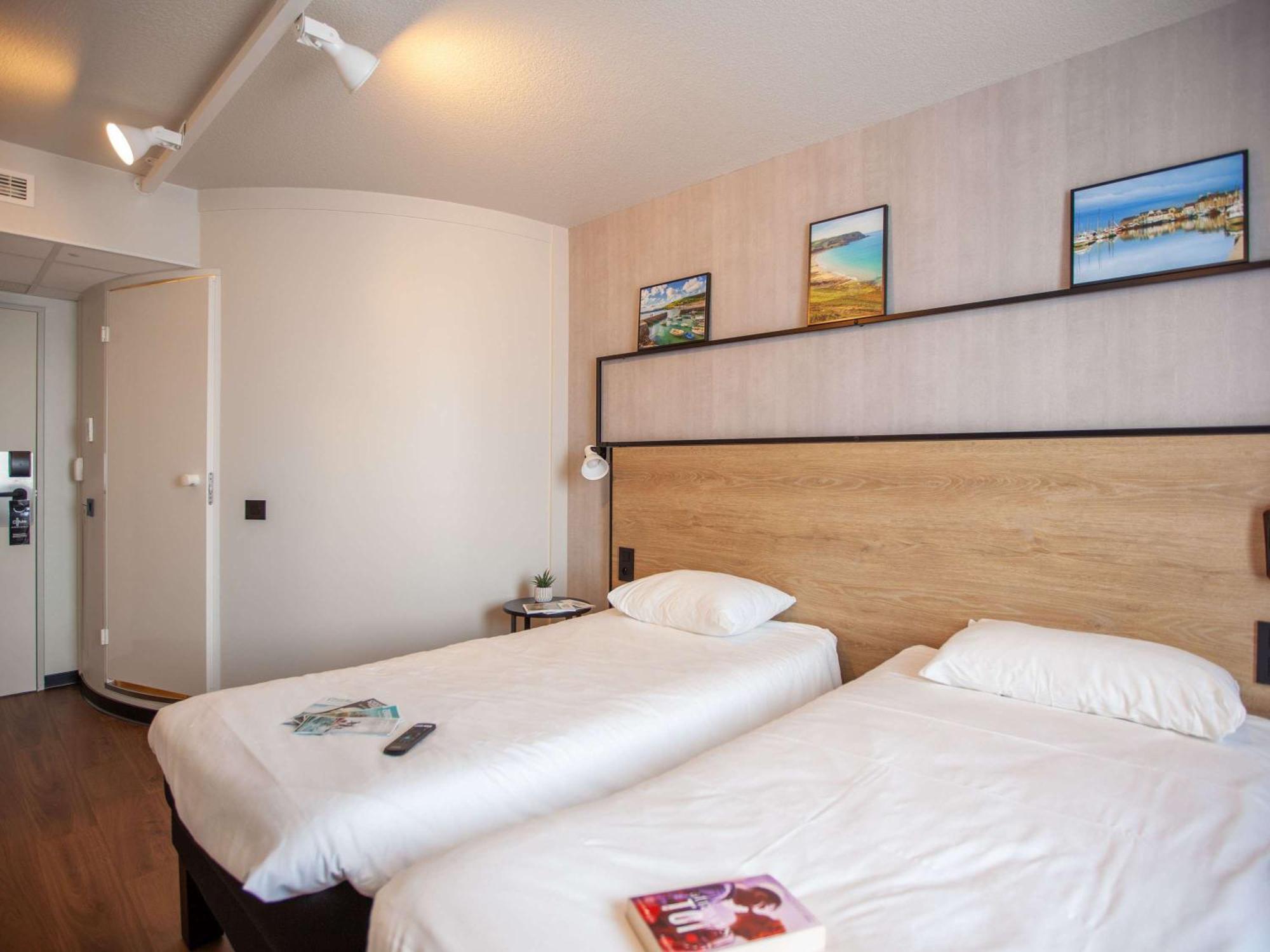 ibis Cherbourg La Glacerie Exterior foto